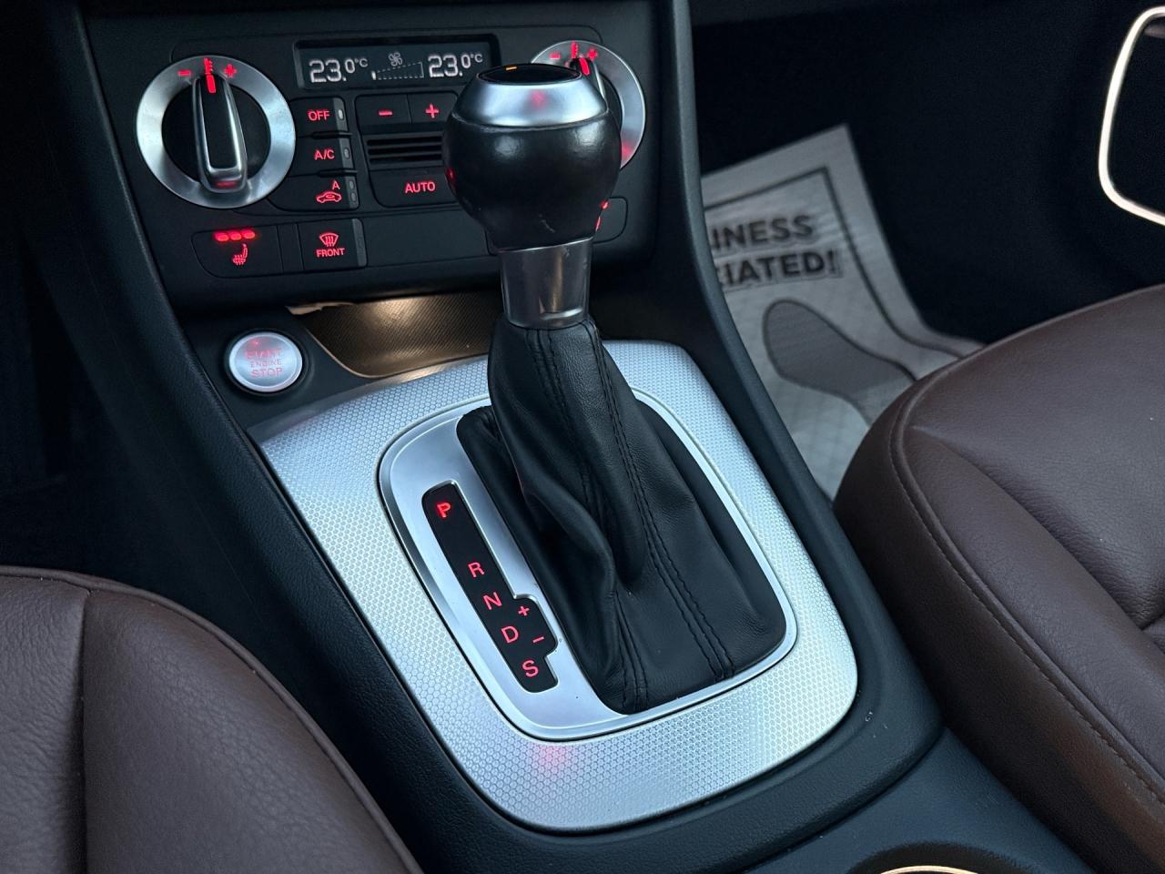 2015 Audi Q3 Technik 2.0T Quattro   ACCIDENT FREE CERTIFIED MIN Photo