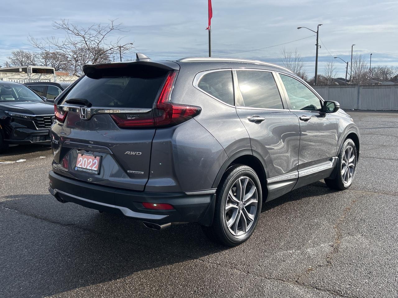 2022 Honda CR-V Touring Leather  Navigation  Sunroof  CarPlay Photo