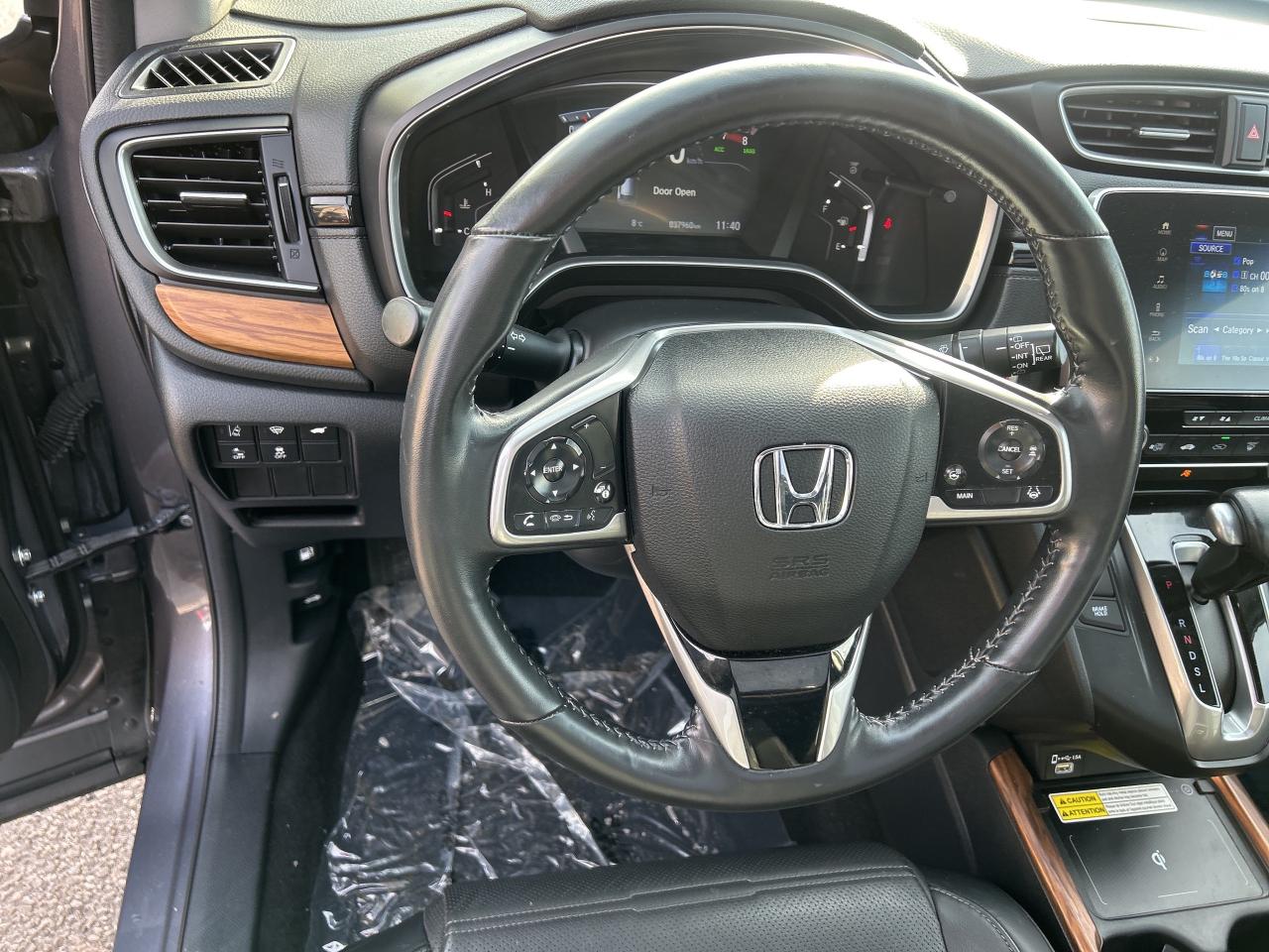 2022 Honda CR-V Touring Leather  Navigation  Sunroof  CarPlay Photo