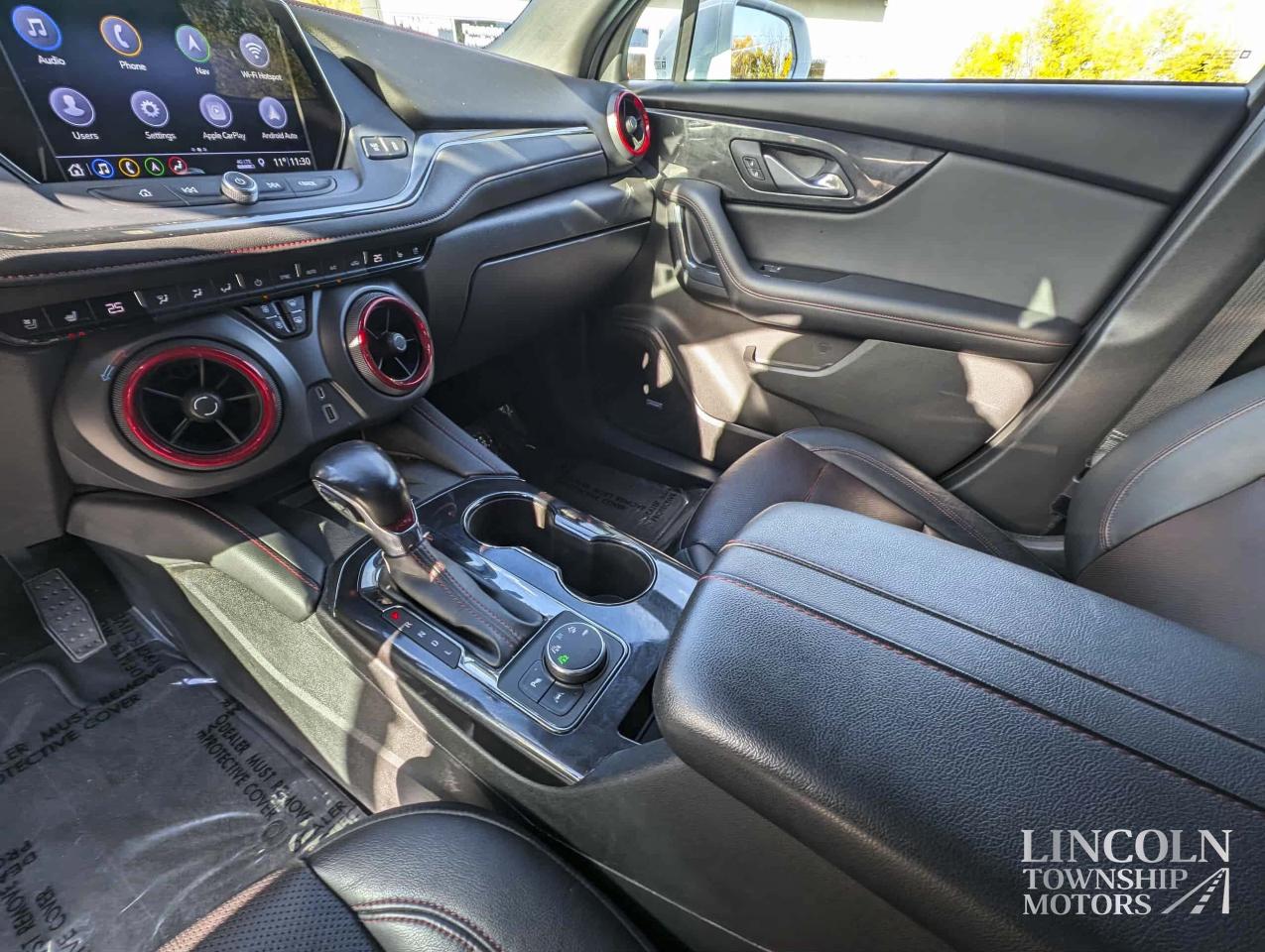 2019 Chevrolet Blazer RS - CLEAN CARFAX, RMT START, NAV, SUNROOF, AWD Photo