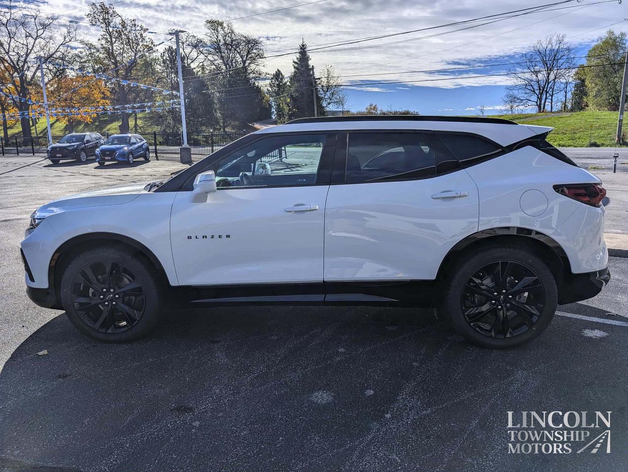 2019 Chevrolet Blazer RS - CLEAN CARFAX, NAV, RMT START, SUNROOF, AWD Photo4