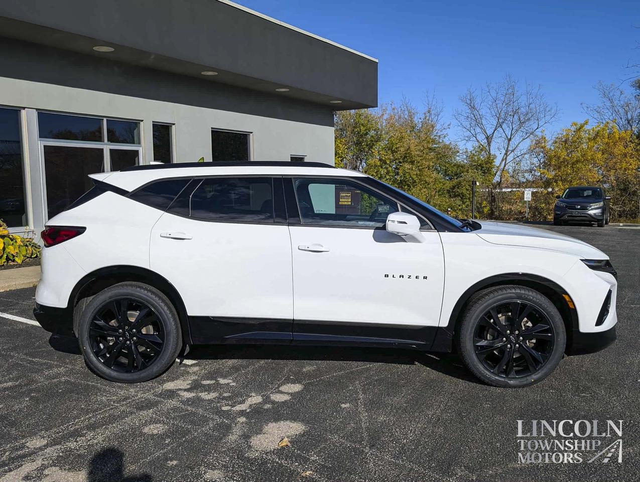 2019 Chevrolet Blazer RS - CLEAN CARFAX, NAV, RMT START, SUNROOF, AWD Photo