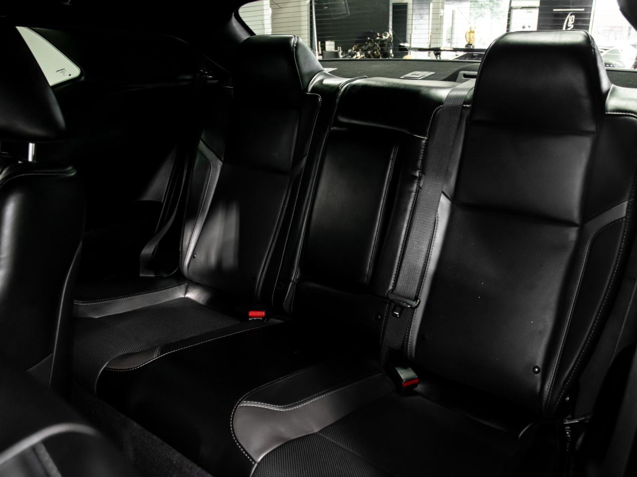 2020 Dodge Challenger SXT AWD BLIND SPOTS REAR VIEW CAMERA AUTOMATIC Photo