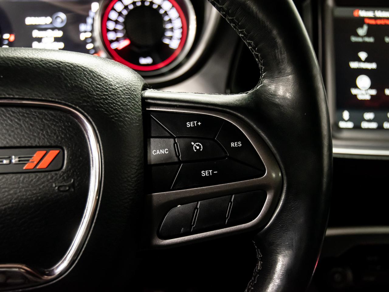 2020 Dodge Challenger SXT AWD BLIND SPOTS REAR VIEW CAMERA AUTOMATIC Photo