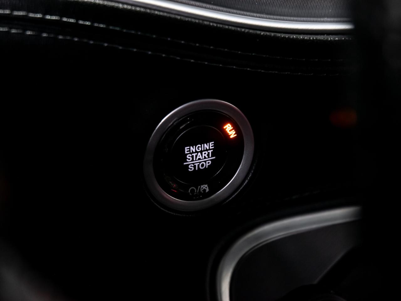 2020 Dodge Challenger SXT AWD BLIND SPOTS REAR VIEW CAMERA AUTOMATIC Photo