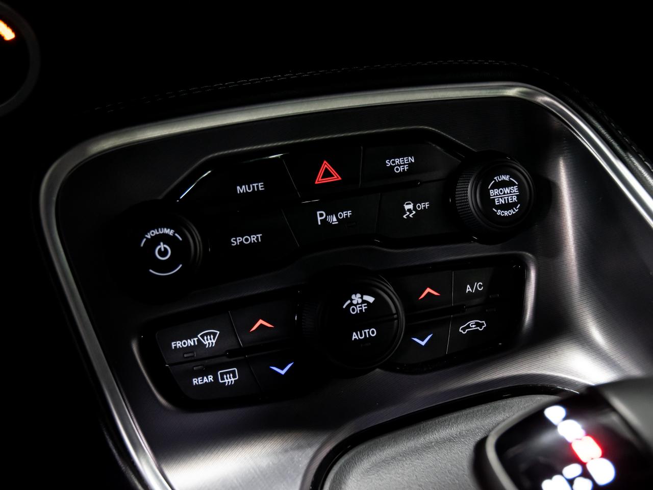 2020 Dodge Challenger SXT AWD BLIND SPOTS REAR VIEW CAMERA AUTOMATIC Photo