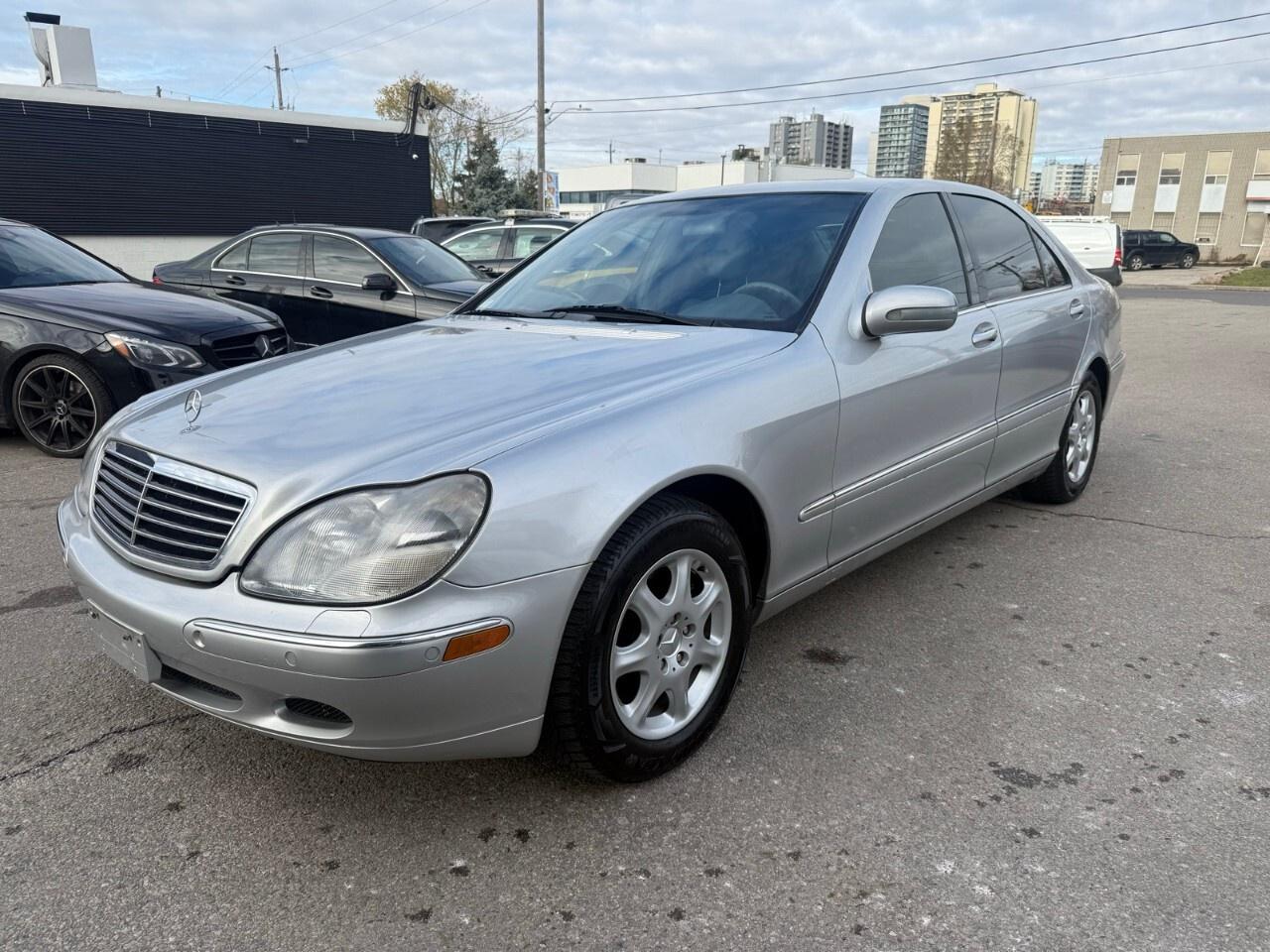 2000 Mercedes-Benz S-Class S500 2000 Mercedes S5 31,000 km Photo