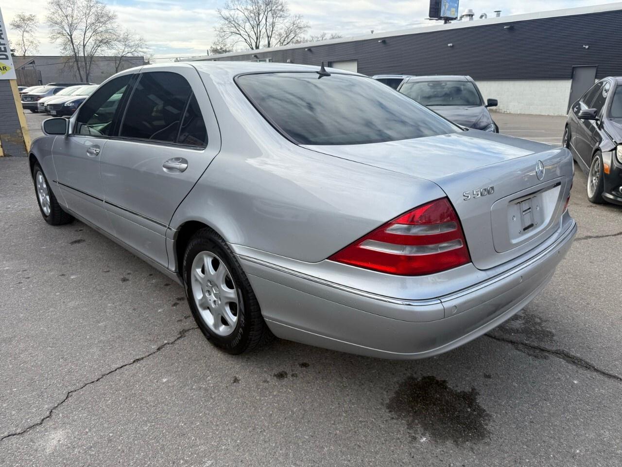 2000 Mercedes-Benz S-Class S500 2000 Mercedes S5 31,000 km Photo