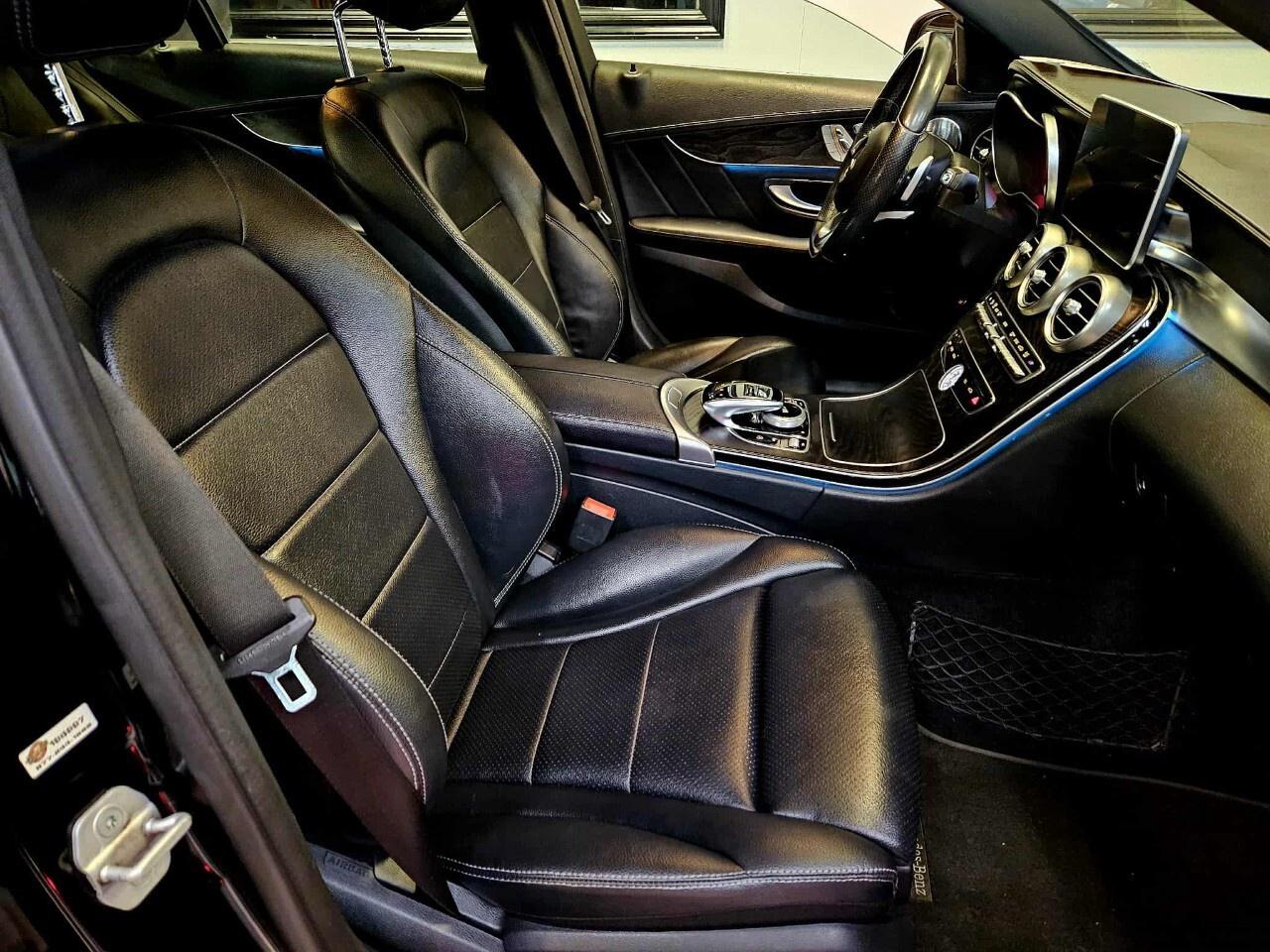 2015 Mercedes-Benz C-Class C 400 4MATIC Sedan Clean CarFax/4Matic/Bluetooth/S Photo