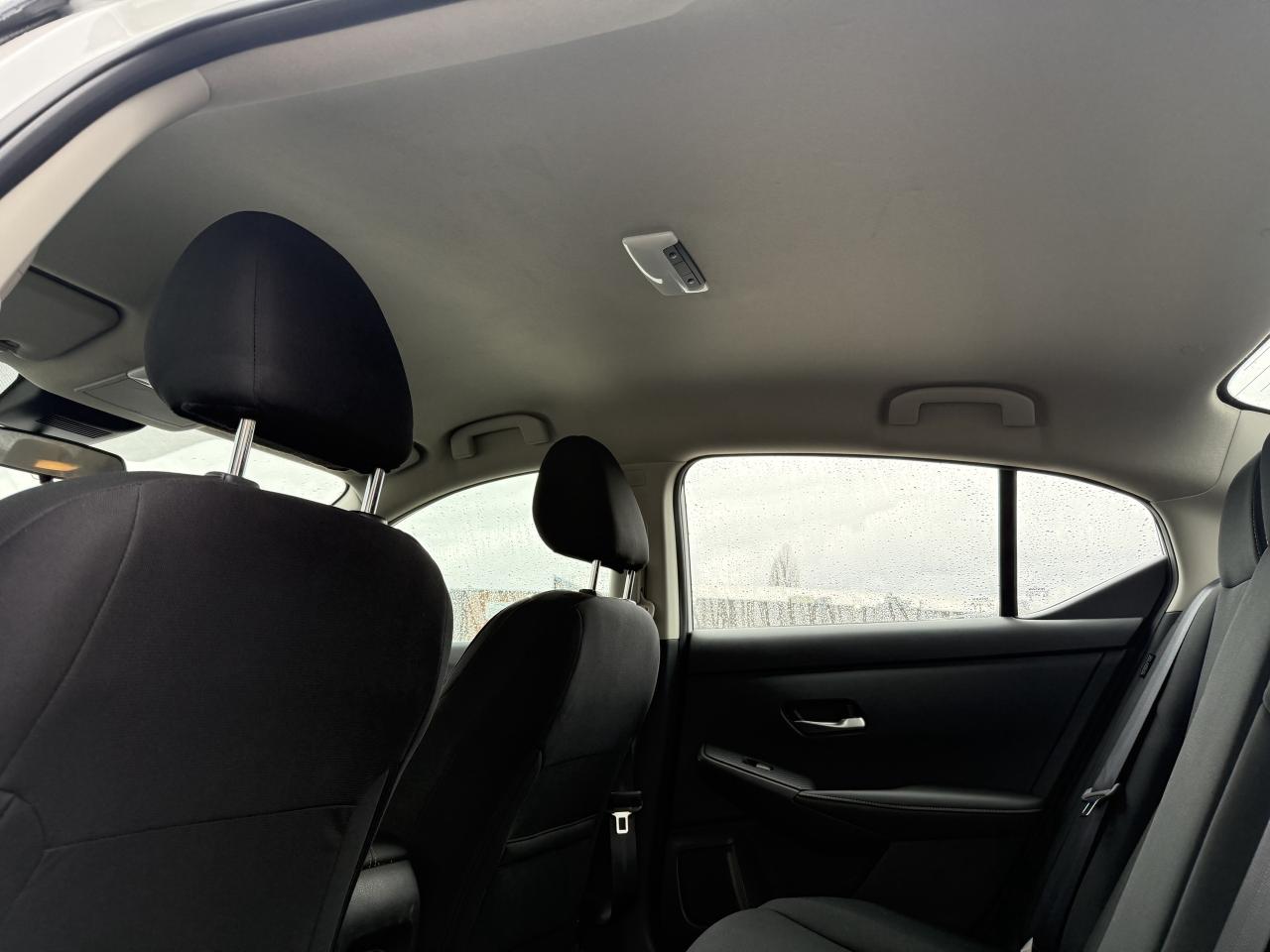 2023 Nissan Sentra No Accident l FWD l SV l 4Cyl l Nissan Warranty Photo