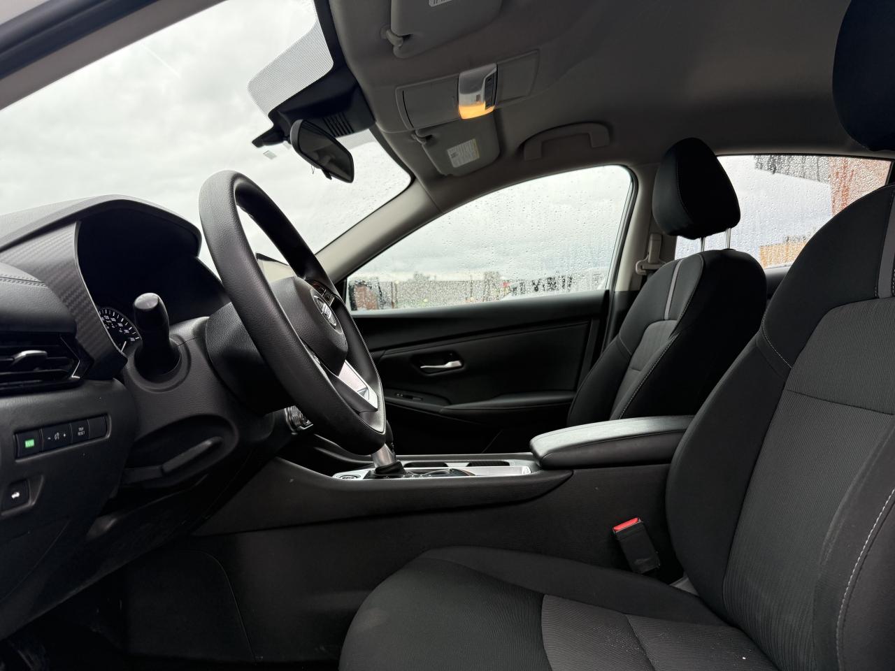 2023 Nissan Sentra No Accident l FWD l SV l 4Cyl l Nissan Warranty Photo