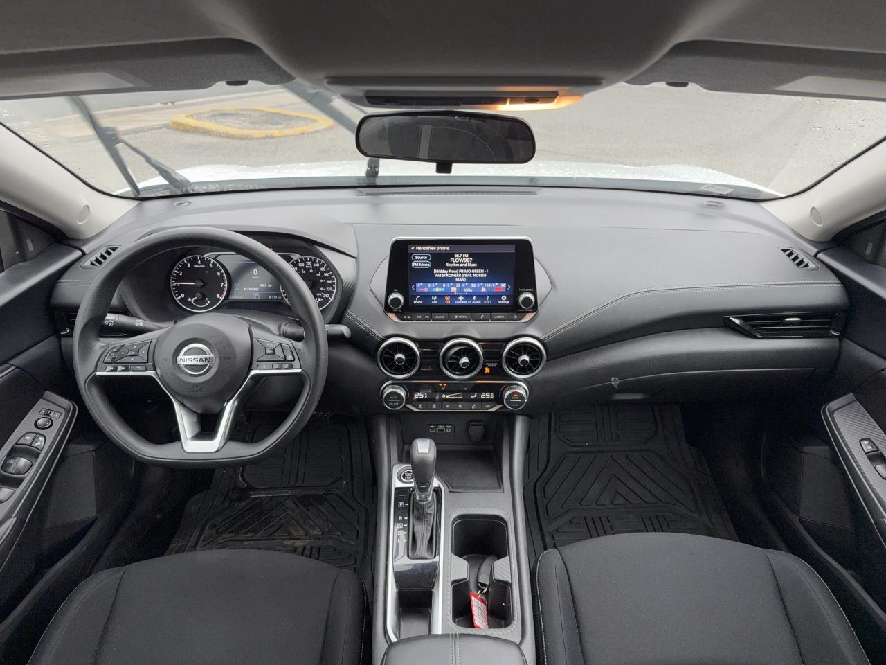 2023 Nissan Sentra No Accident l FWD l SV l 4Cyl l Nissan Warranty Photo