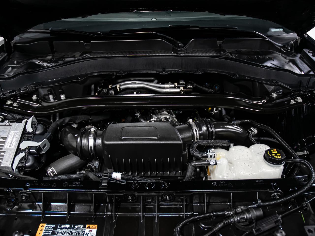 2022 Ford Explorer ST 4WD MASSAGE SEATS NAVI REAR VIEW CAMERA Photo