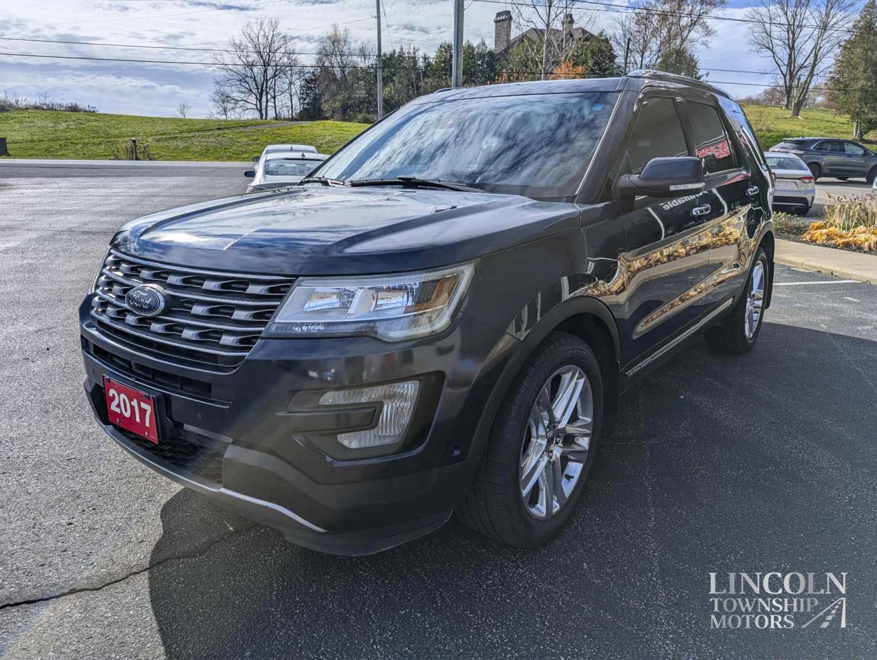 2017 Ford Explorer LIMITED Photo4