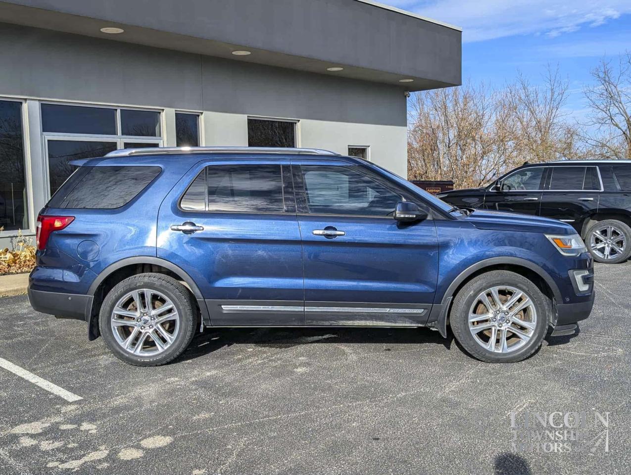 2017 Ford Explorer LIMITED Photo