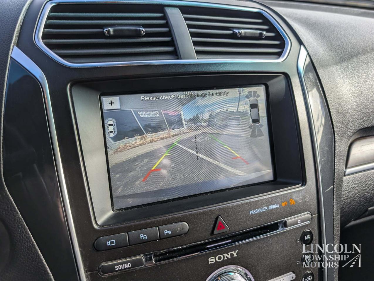 2017 Ford Explorer LIMITED Photo