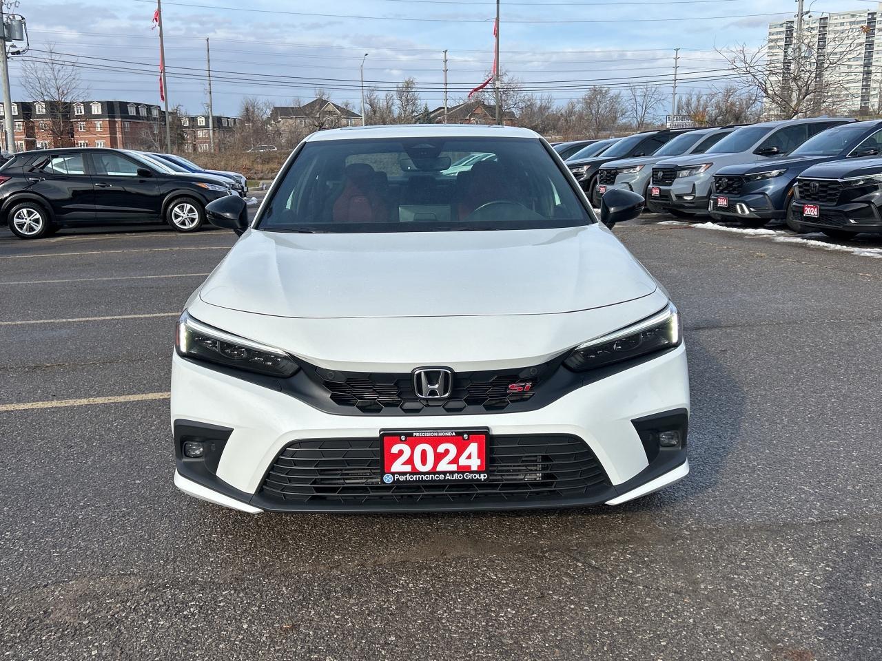 2024 Honda Civic Si Sedan Si  Navigation Sunroof  CarPlay  R Camera CarPlay Photo