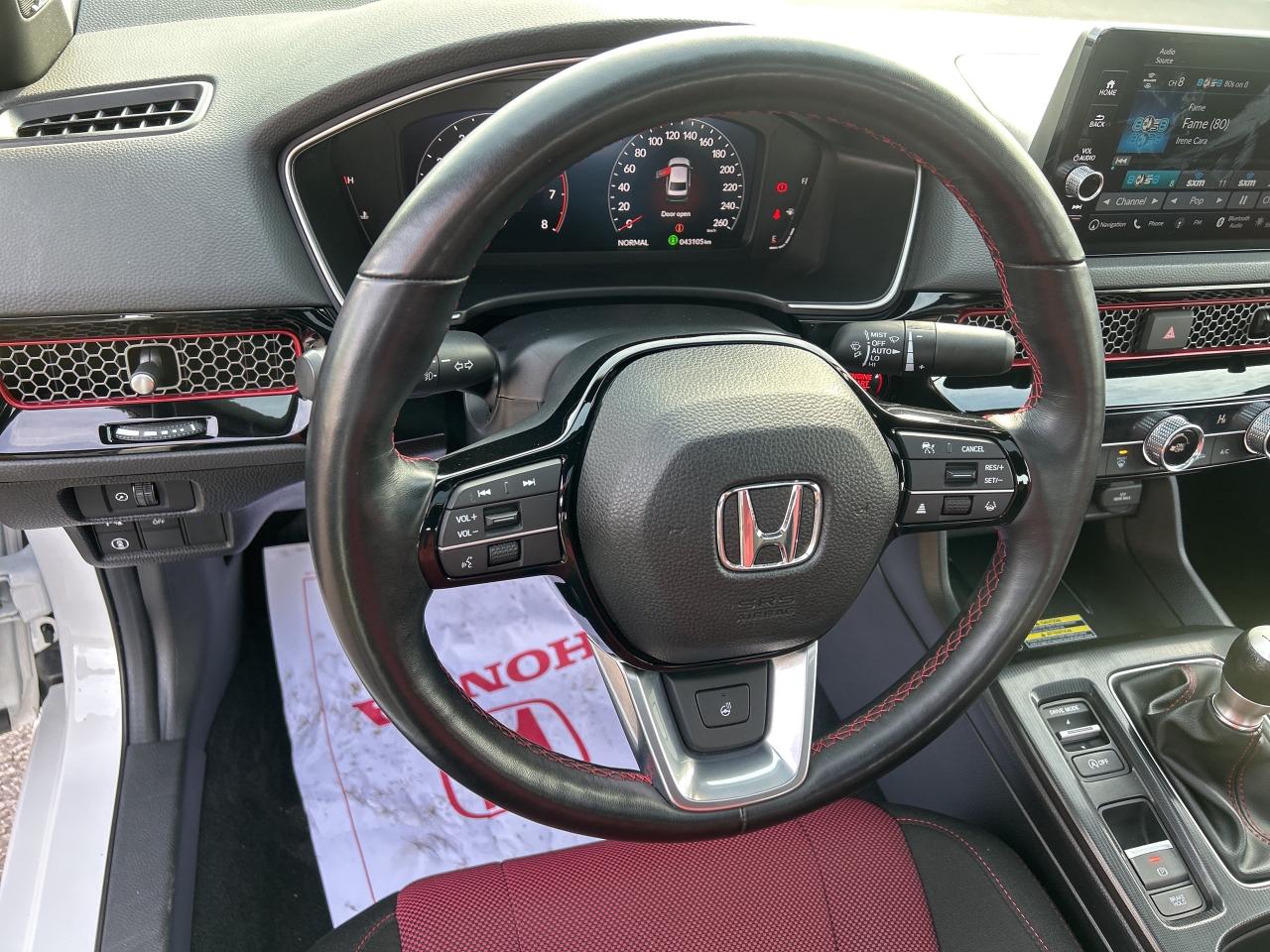 2024 Honda Civic Si Sedan Si  Navigation Sunroof  CarPlay  R Camera CarPlay Photo