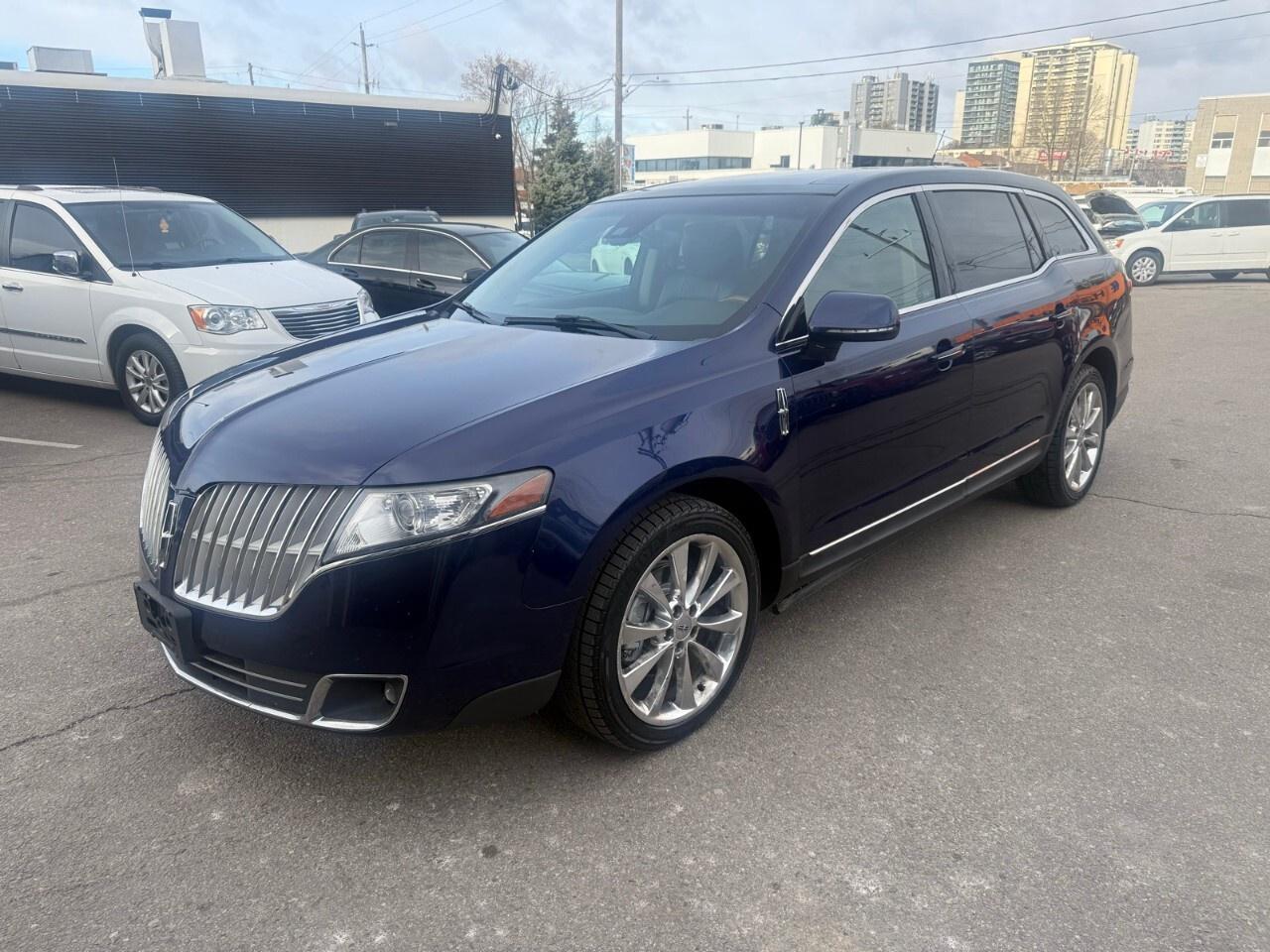 2011 Lincoln MKT 4dr Wgn 3.5L AWD 2011 Lincoln MKT all-wheel-drive Photo