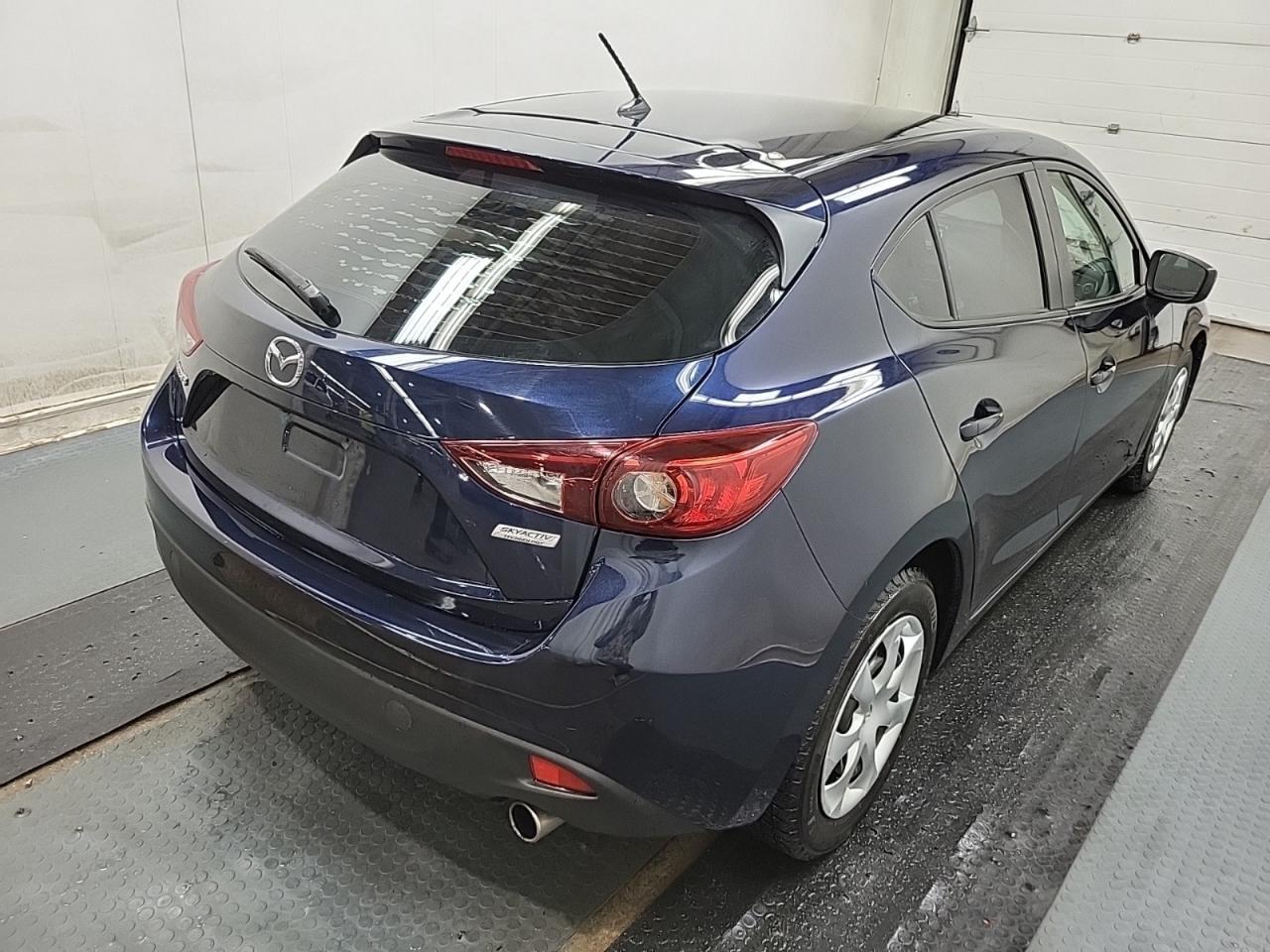 2016 Mazda MAZDA3 4dr HB Sport Auto GX Photo