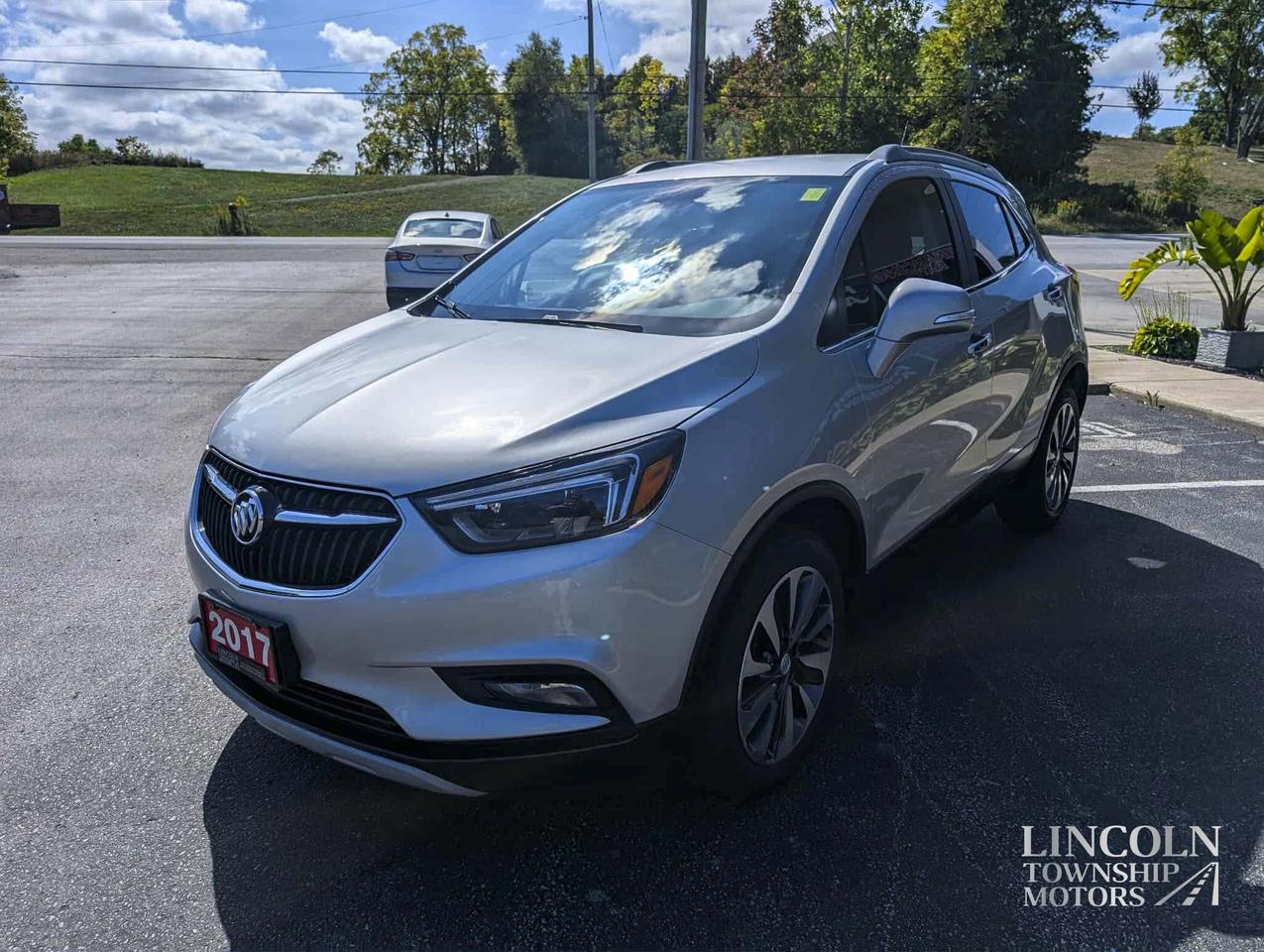 2017 Buick Encore Essence- CLEAN CARFAX, HEATED SEATS, RMT START! Photo
