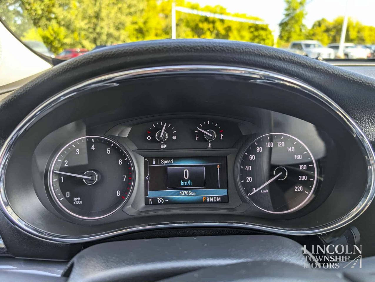 2017 Buick Encore Essence- CLEAN CARFAX, HEATED SEATS, RMT START! Photo