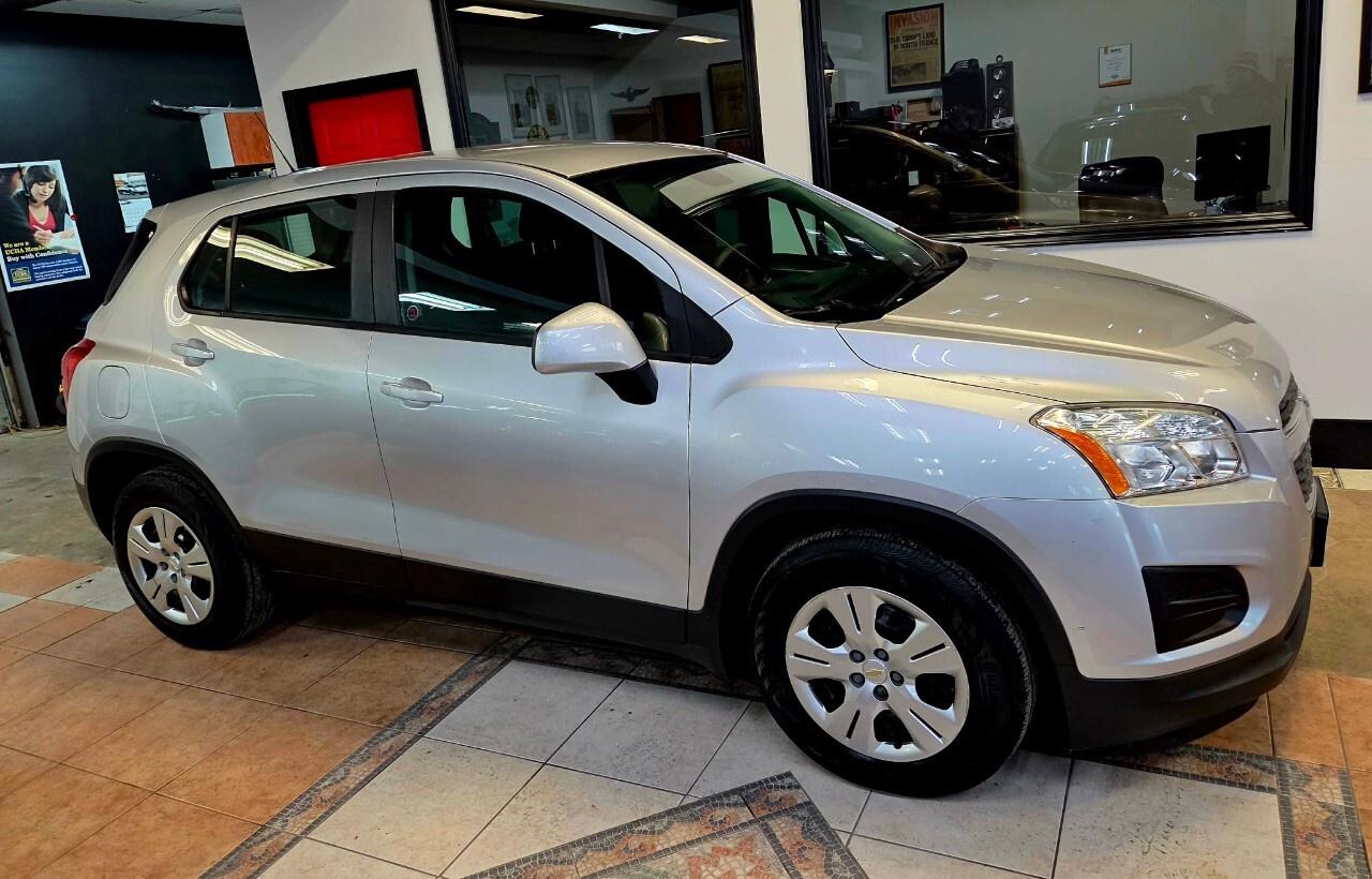 2015 Chevrolet Trax FWD 4dr LS Very Low KMs/One Owner/Clean CarFax Photo