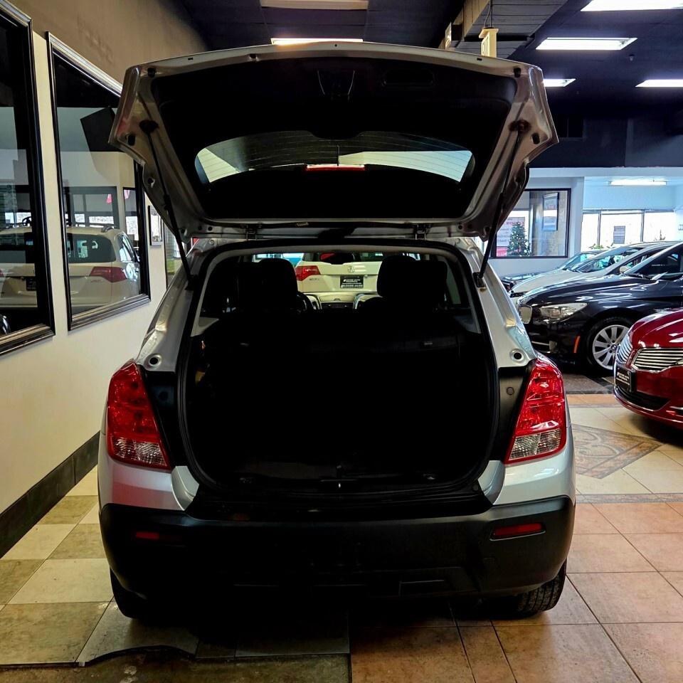 2015 Chevrolet Trax FWD 4dr LS Very Low KMs/One Owner/Clean CarFax Photo