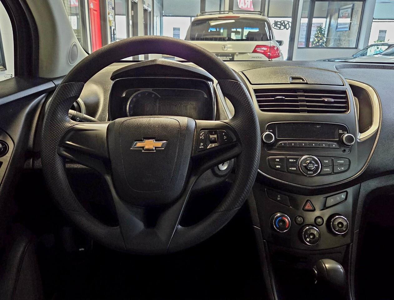 2015 Chevrolet Trax FWD 4dr LS Very Low KMs/One Owner/Clean CarFax Photo