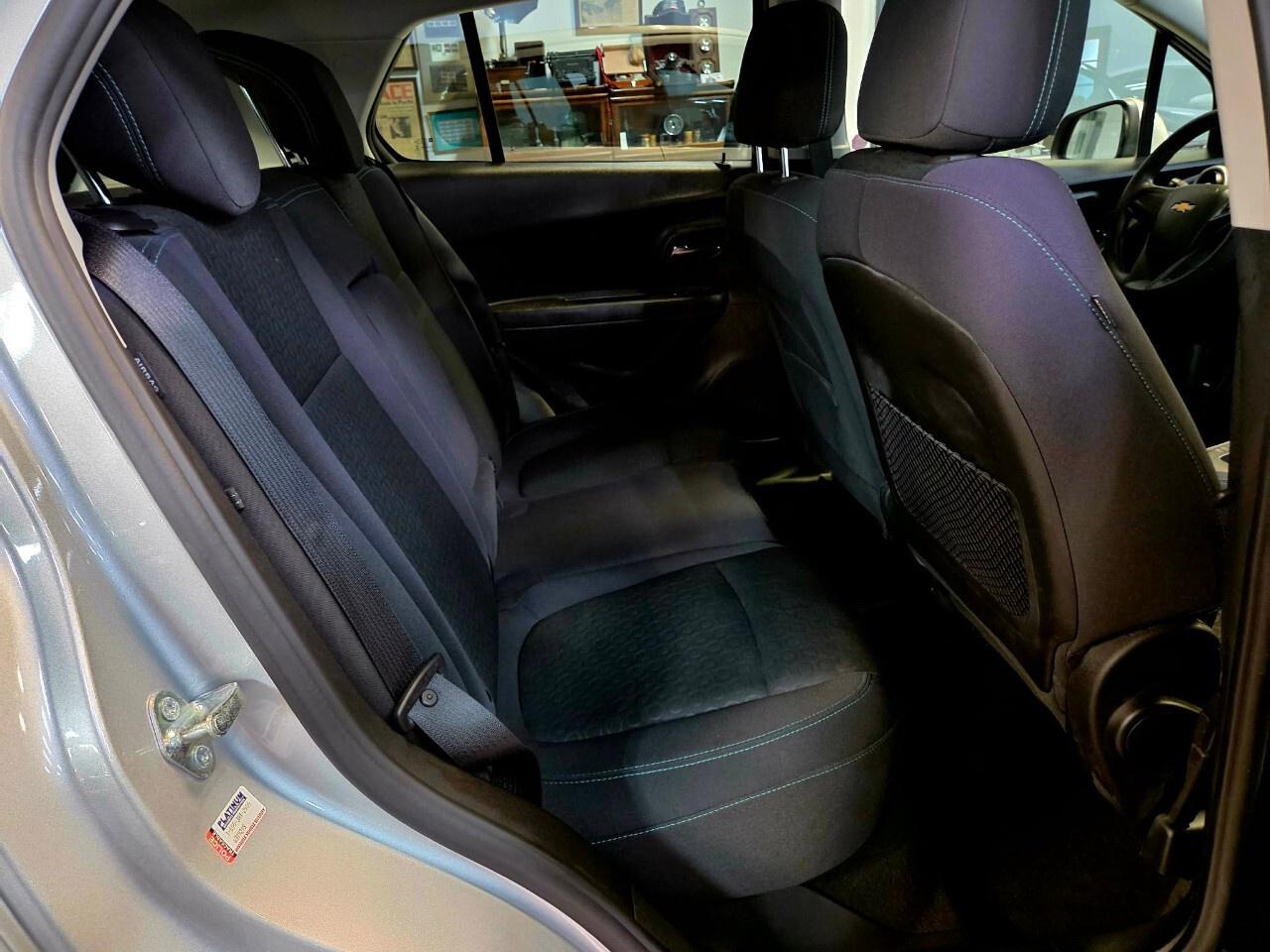 2015 Chevrolet Trax FWD 4dr LS Very Low KMs/One Owner/Clean CarFax Photo