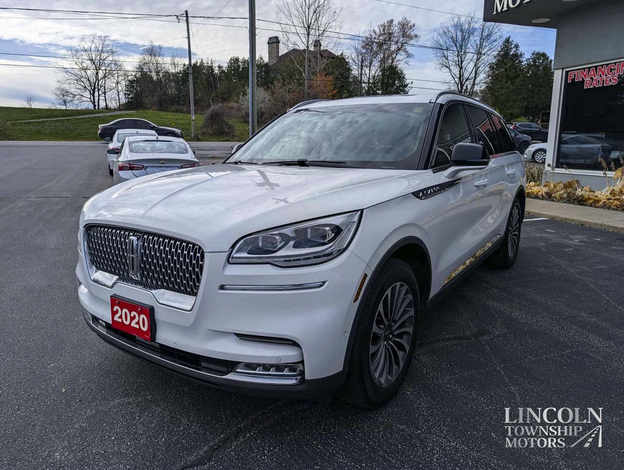 2020 Lincoln Aviator Reserve - CLEAN CARFAX, NAV, AWD, 7 SEATER, LOADED Photo