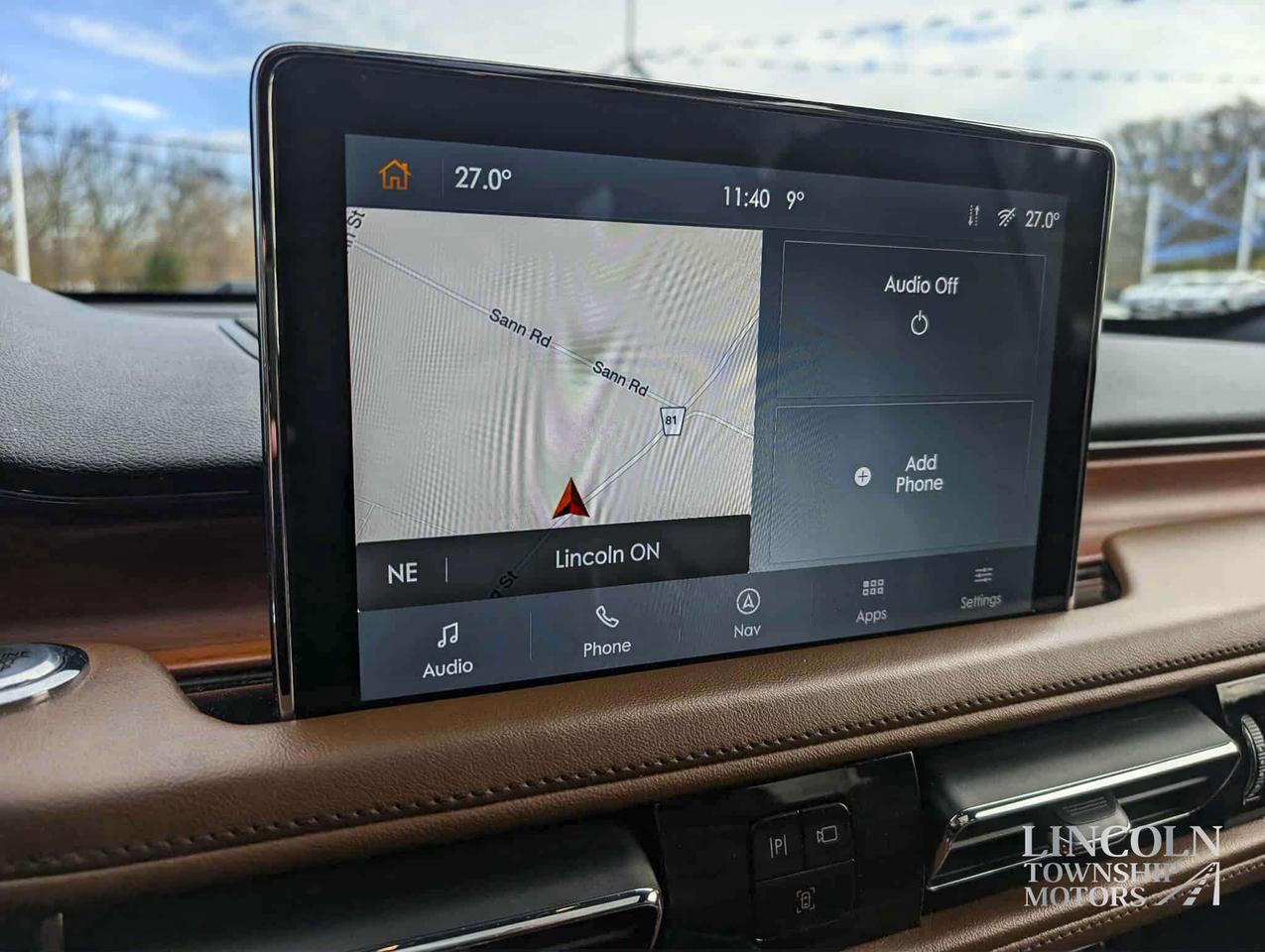 2020 Lincoln Aviator Reserve - CLEAN CARFAX, NAV, AWD, 7 SEATER, LOADED Photo
