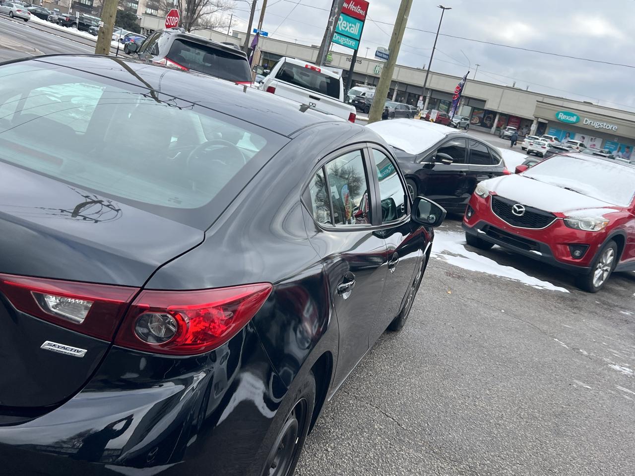 2015 Mazda MAZDA3 4dr Sdn Gx Photo