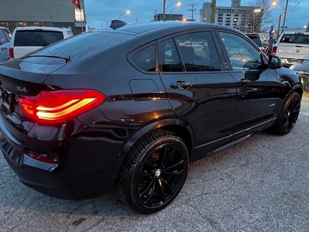 2018 BMW X4 xDrive28i Sports Activity Coupe Photo