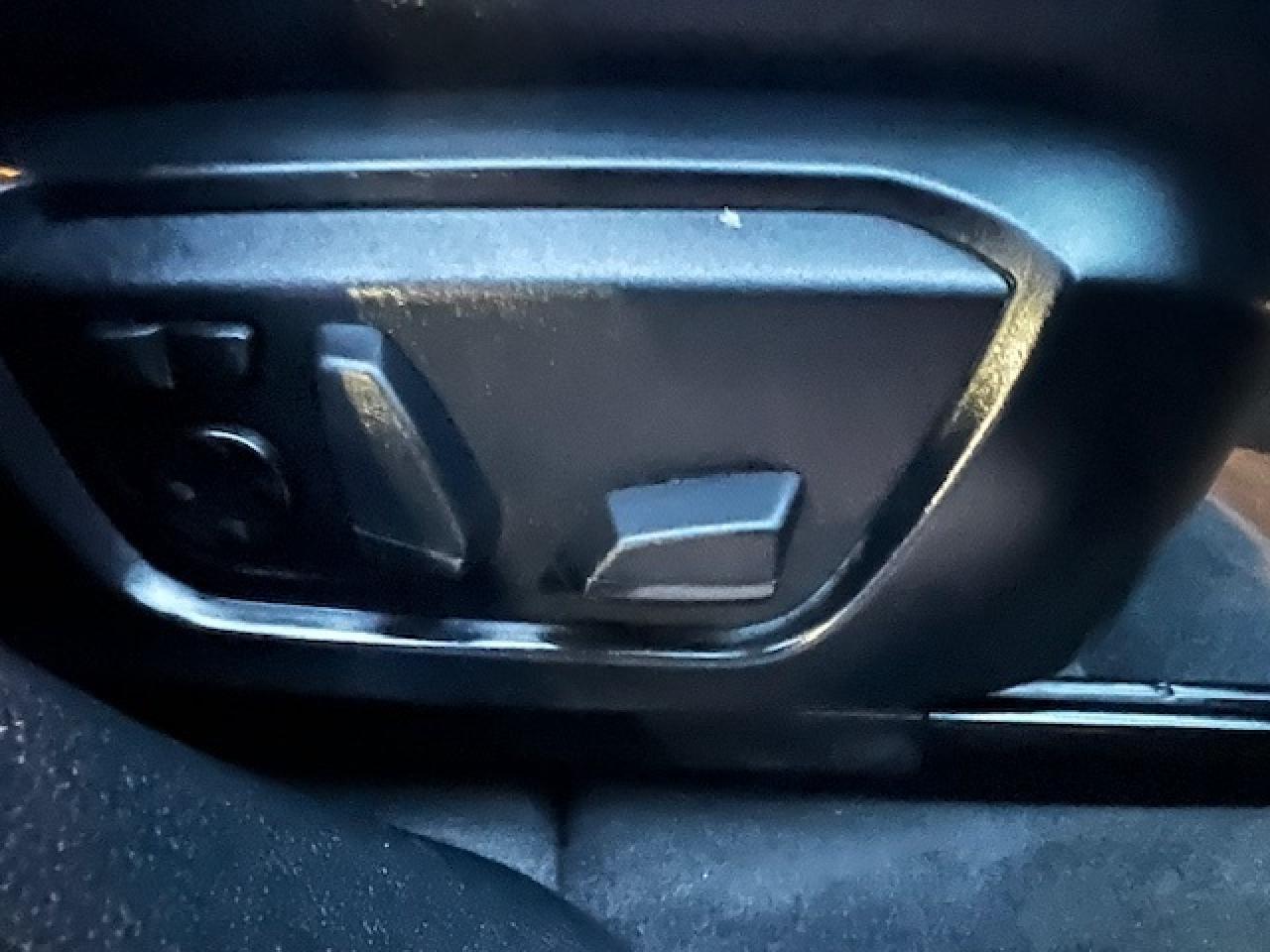 2018 BMW X4 xDrive28i Sports Activity Coupe Photo