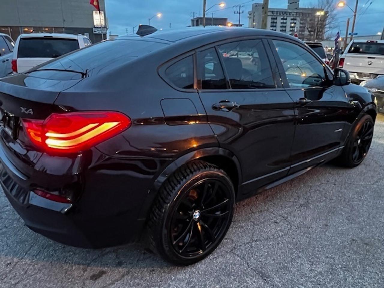 2018 BMW X4 xDrive28i Sports Activity Coupe Photo