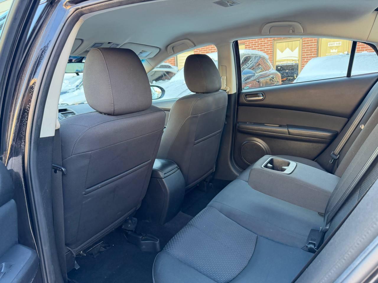 2011 Mazda MAZDA6 4DR SDN I4 AUTO GS Photo