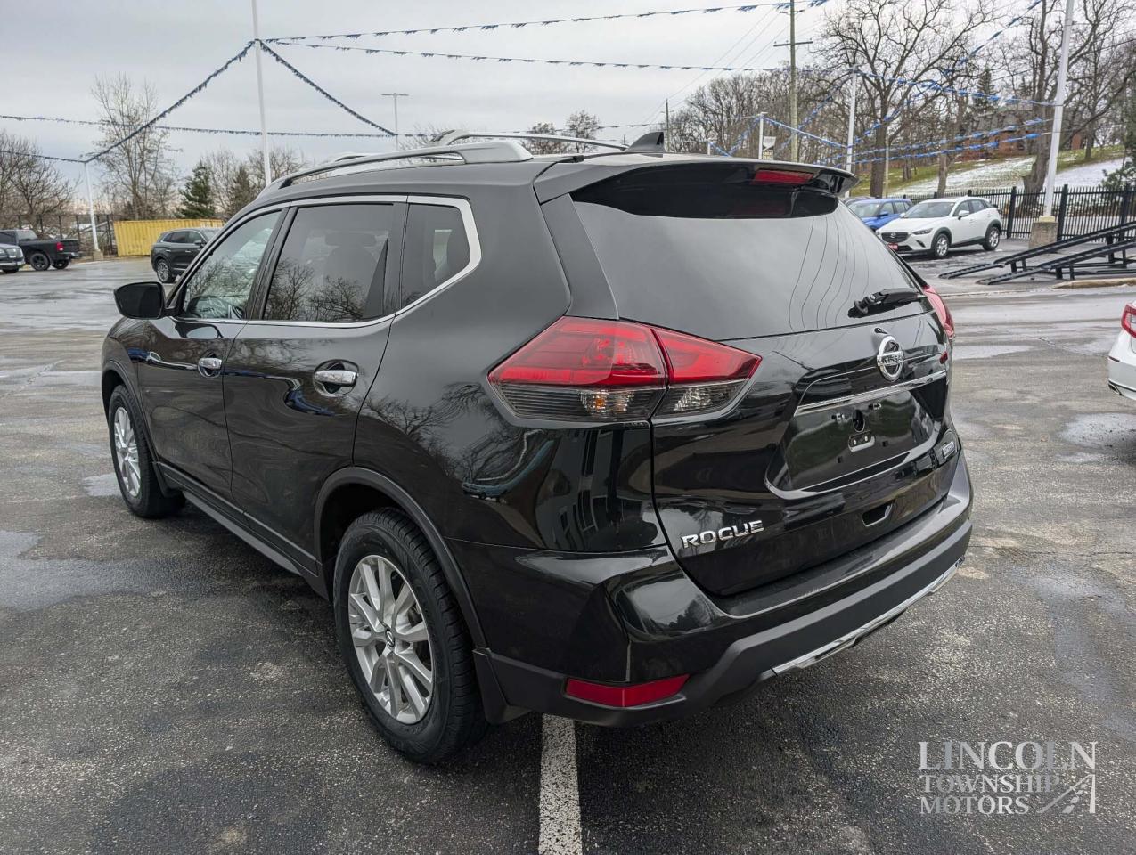 2019 Nissan Rogue S Photo