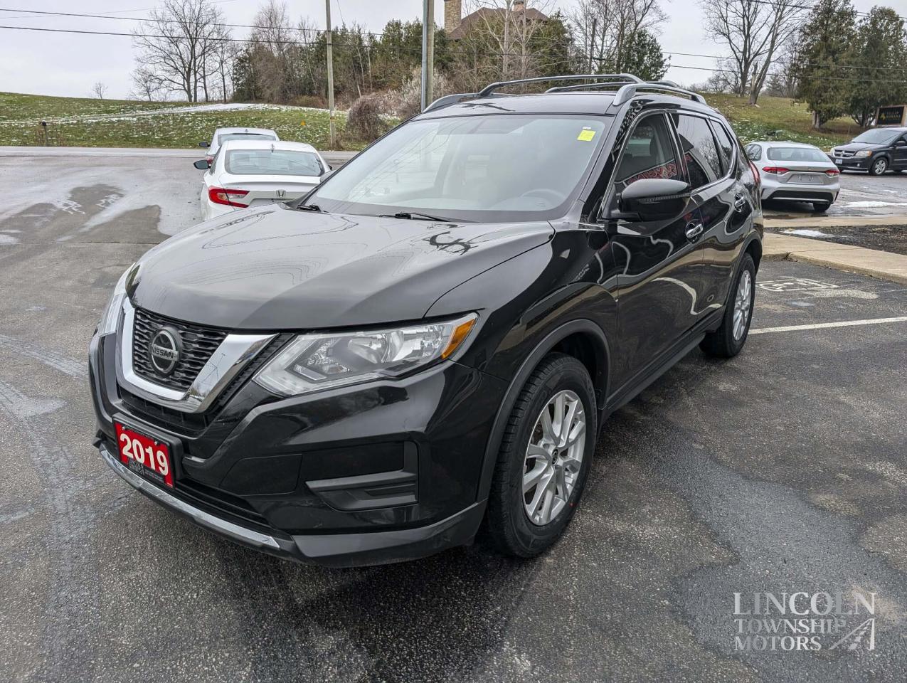 2019 Nissan Rogue S Photo3