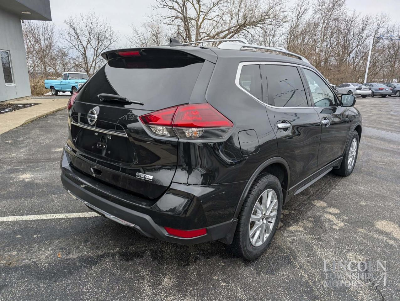 2019 Nissan Rogue S Photo