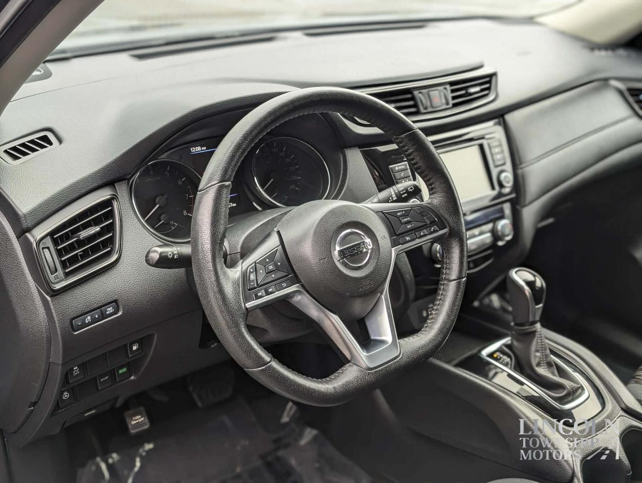 2019 Nissan Rogue S Photo