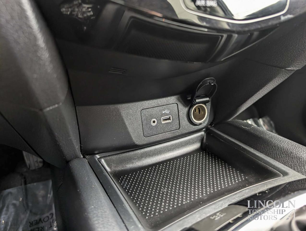 2019 Nissan Rogue S Photo