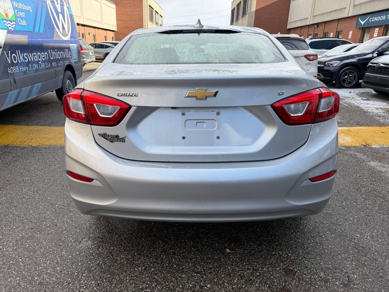2017 Chevrolet Cruze 4dr Sdn 1.4L LT w/1SD Photo