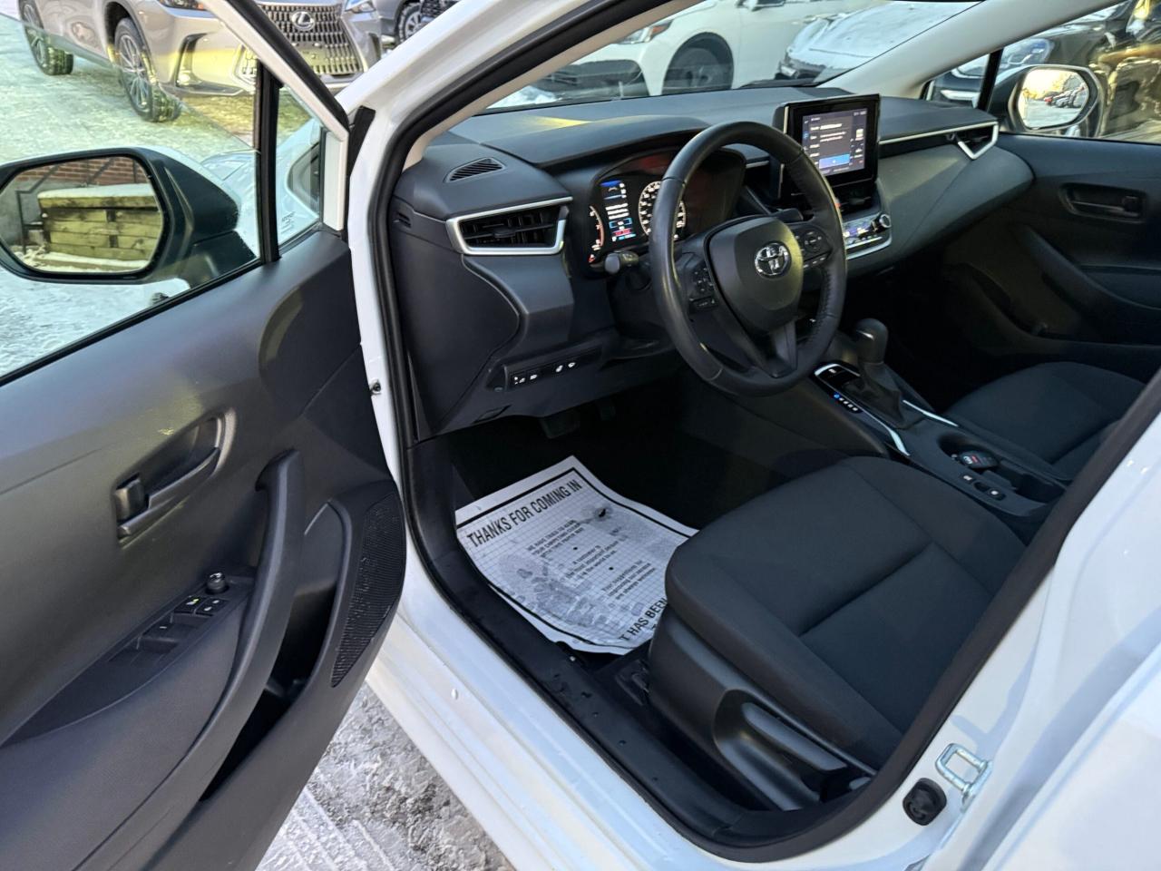 2024 Toyota Corolla LE CVT, UPGRADE PACKAGE, SUNROOF, ALLOY WHEELS Photo