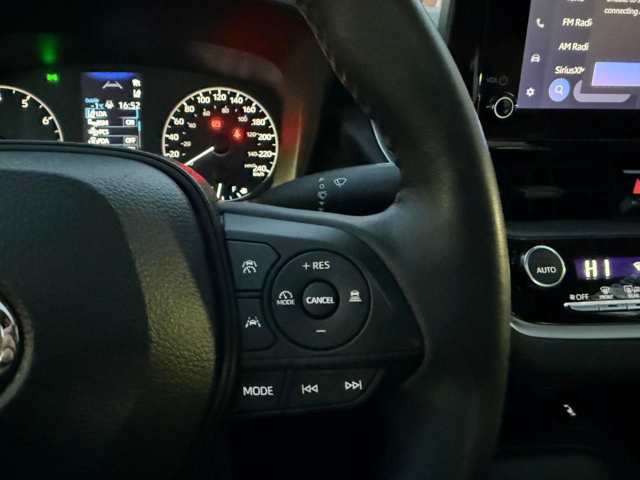 2024 Toyota Corolla LE CVT, UPGRADE PACKAGE, SUNROOF, ALLOY WHEELS Photo