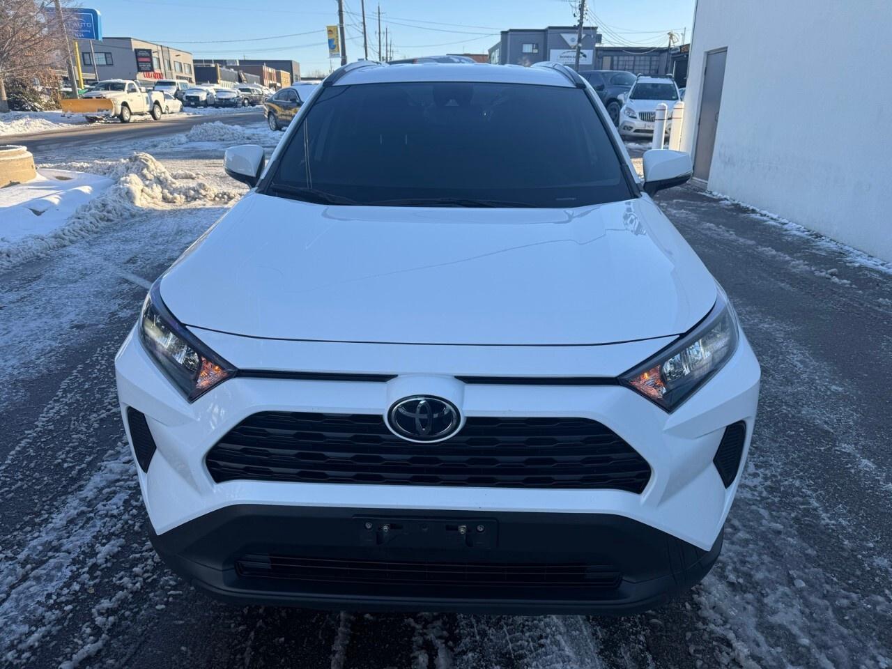 2021 Toyota RAV4 LE AWD 2021 Toyota RAV4 LE all-wheel-drive Photo2