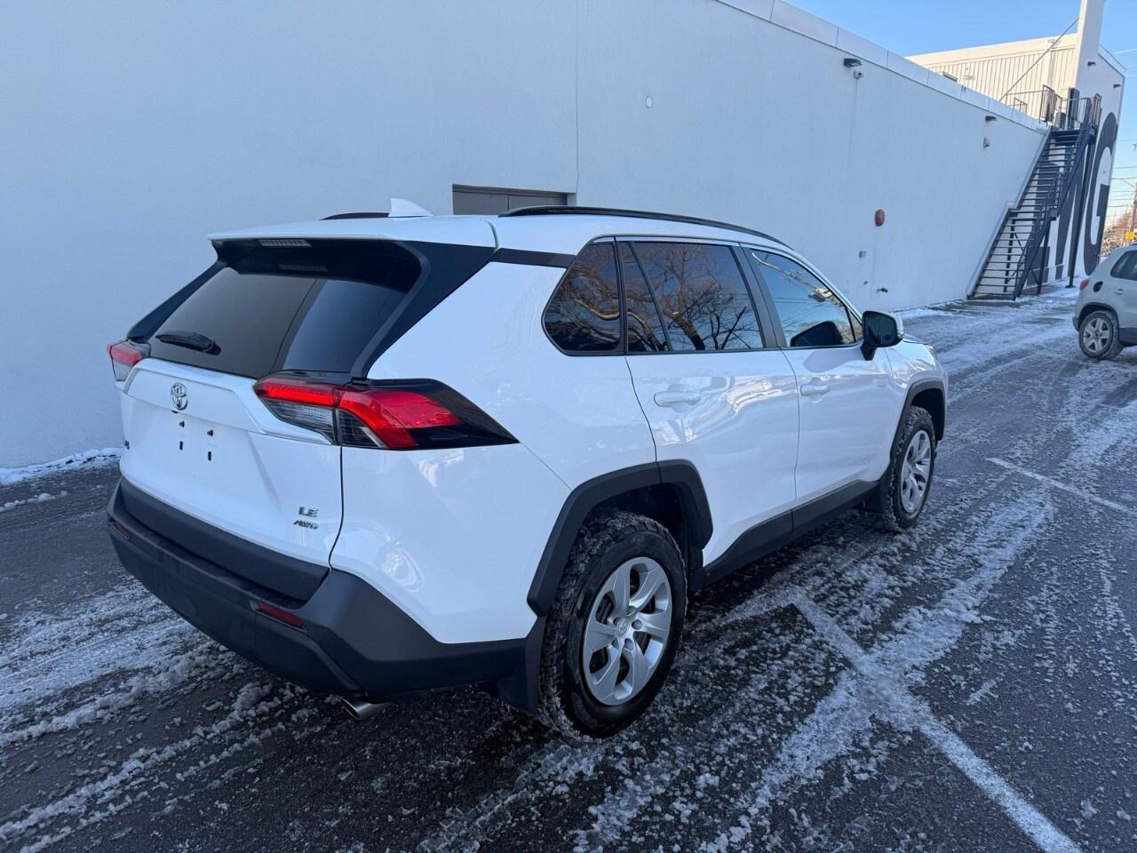 2021 Toyota RAV4 LE AWD 2021 Toyota RAV4 LE all-wheel-drive Photo