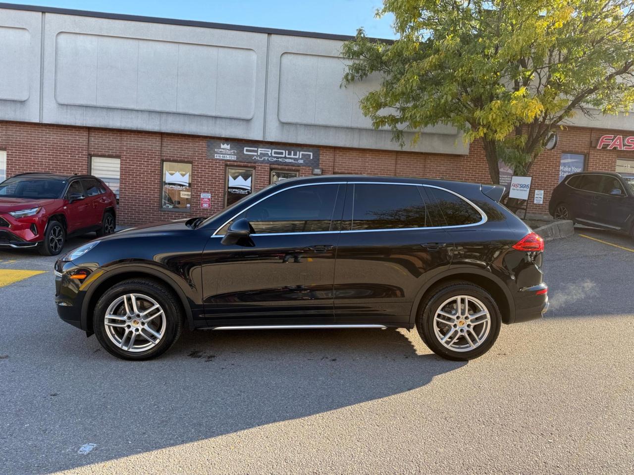 2016 Porsche Cayenne PREMIUM PLUS PACKAGE, AWD 4dr Photo4