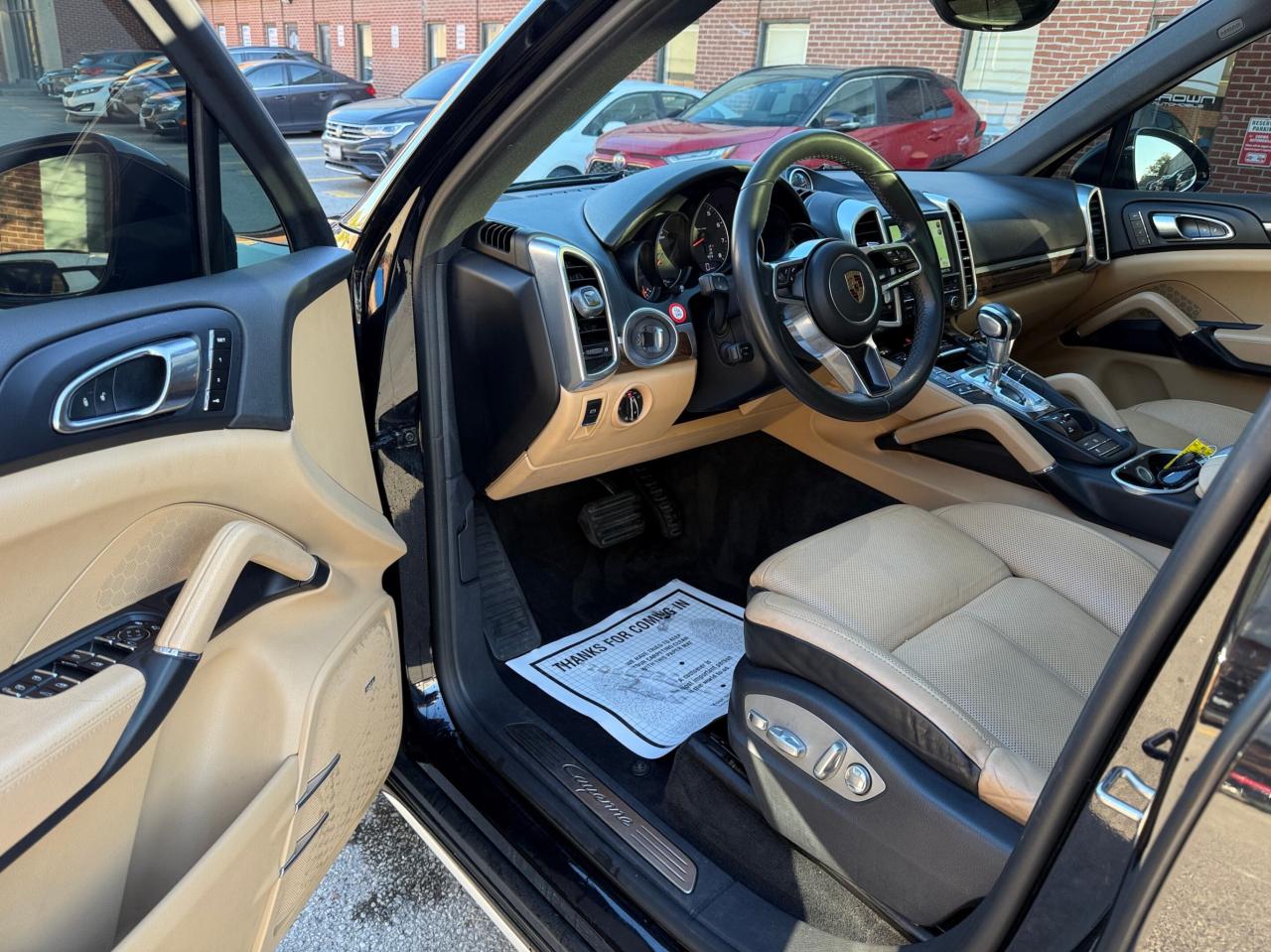 2016 Porsche Cayenne PREMIUM PLUS PACKAGE, AWD 4dr Photo