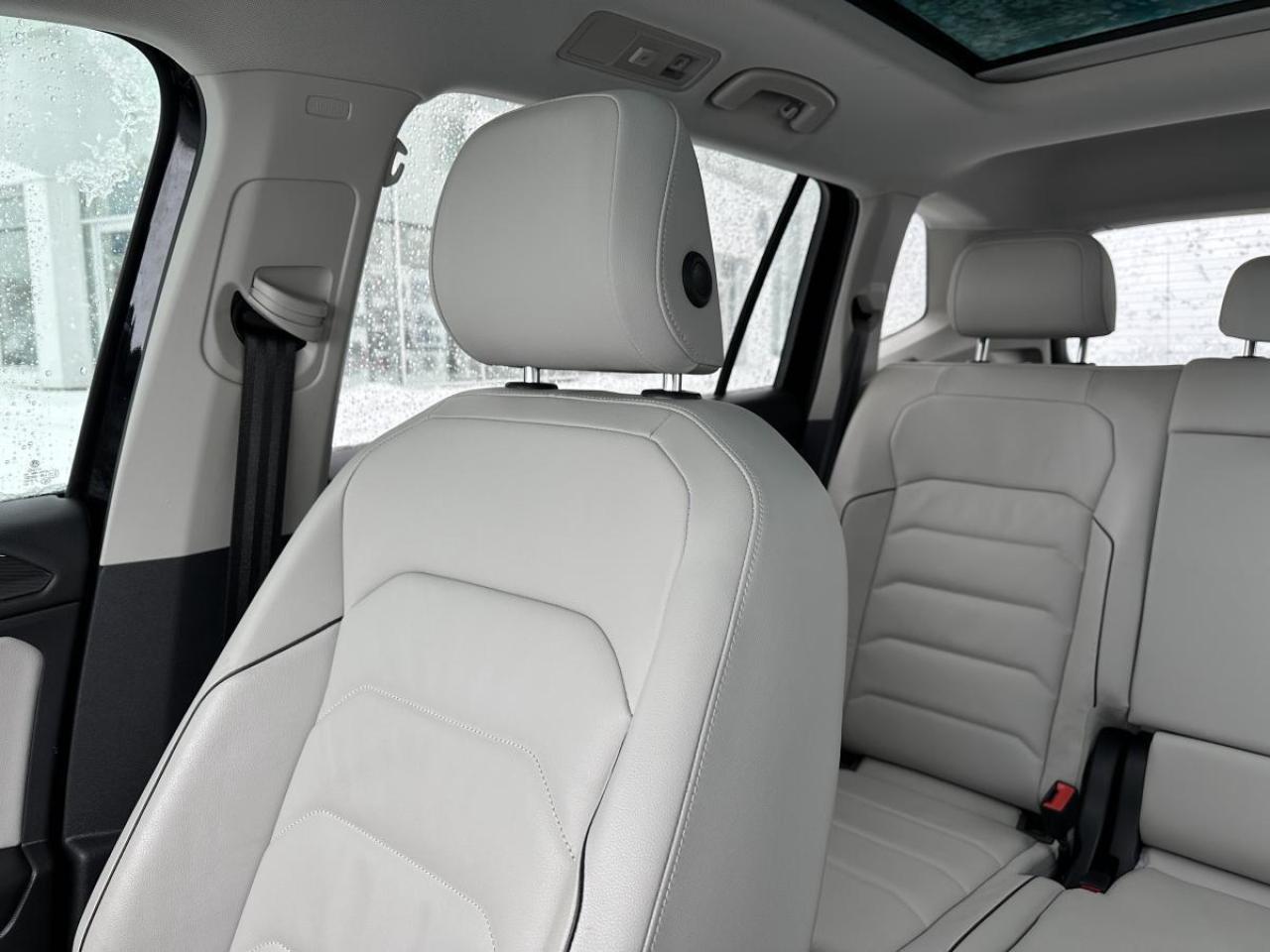 2021 Volkswagen Tiguan HIGHLINE 4MOTION AWD - LOADED Photo